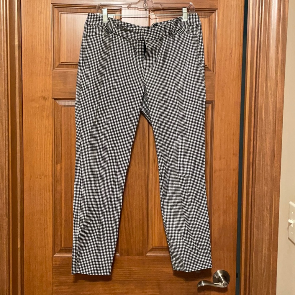 Old Navy plaid pixie pants